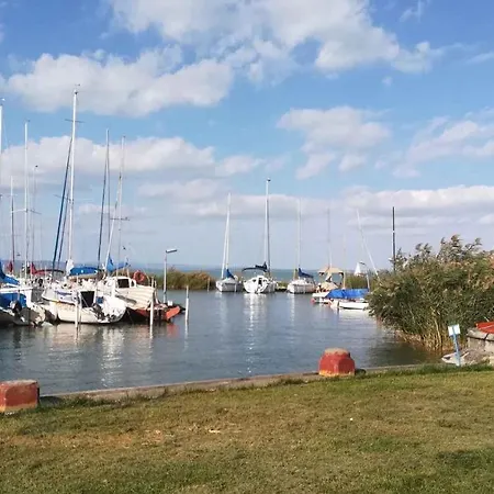 Two-bedroom Near 5 Apartment Siofok