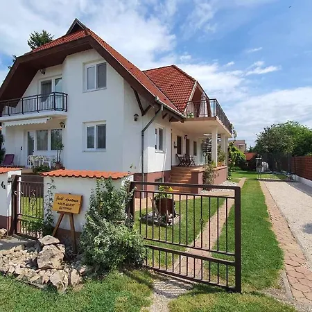 Two-bedroom Near 5 * Siofok