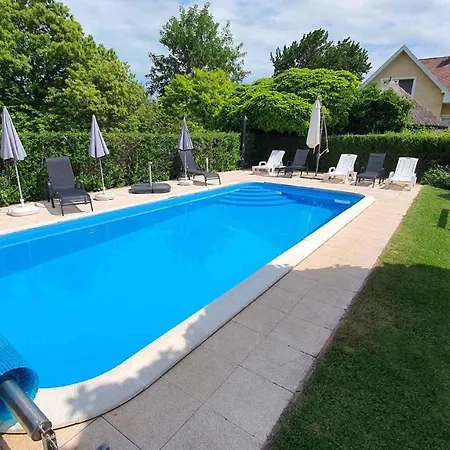 Two-bedroom Near 5 * Siofok