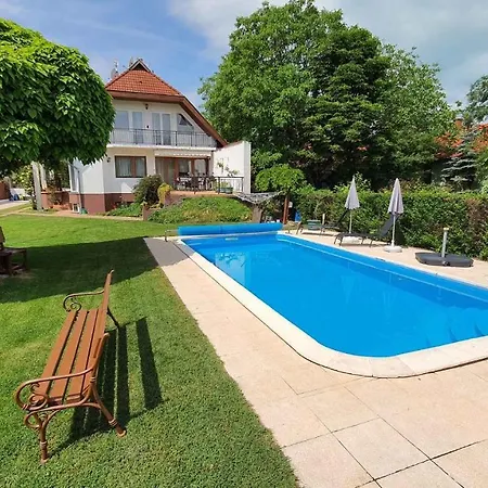 Apartment Two-bedroom Near 5 *